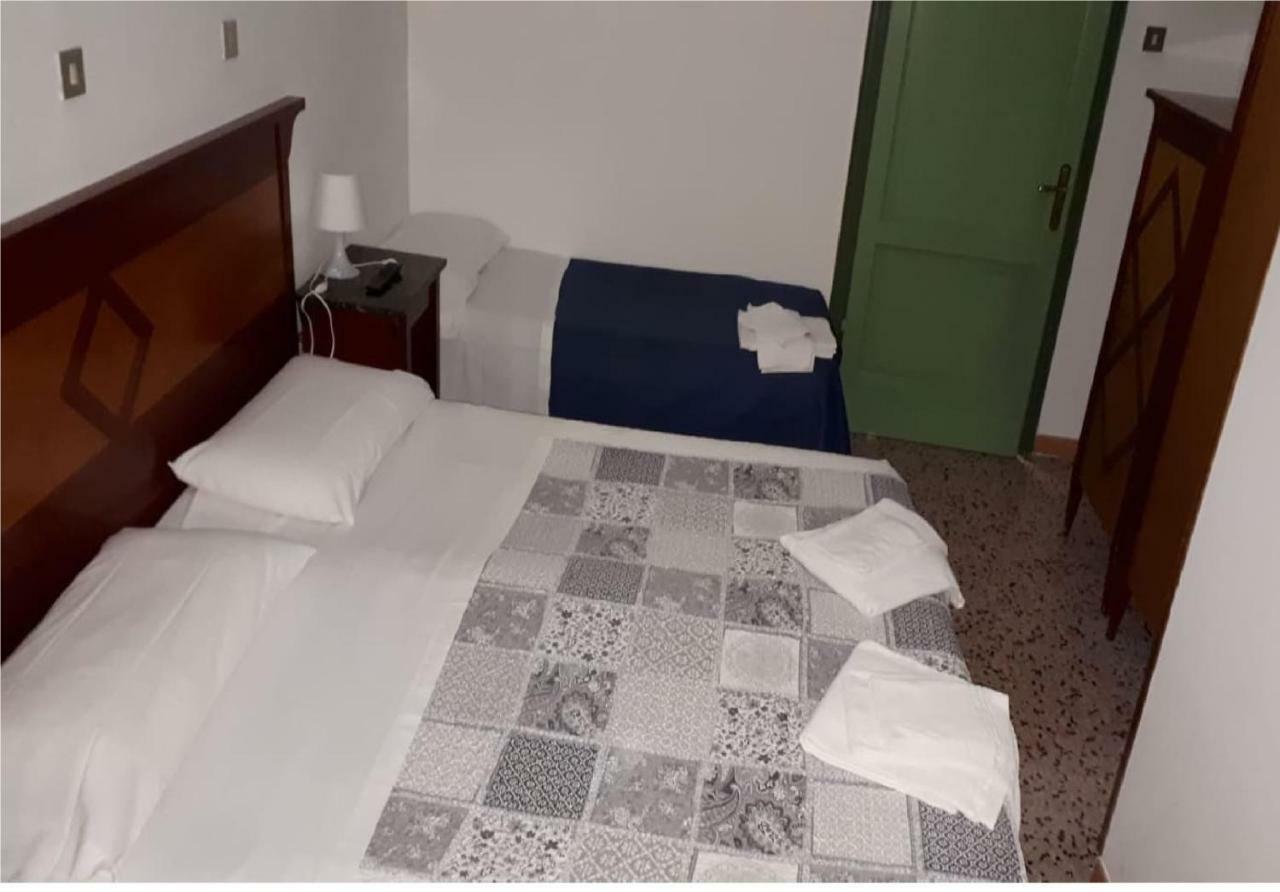 Hotel Stella Follonica Ngoại thất bức ảnh